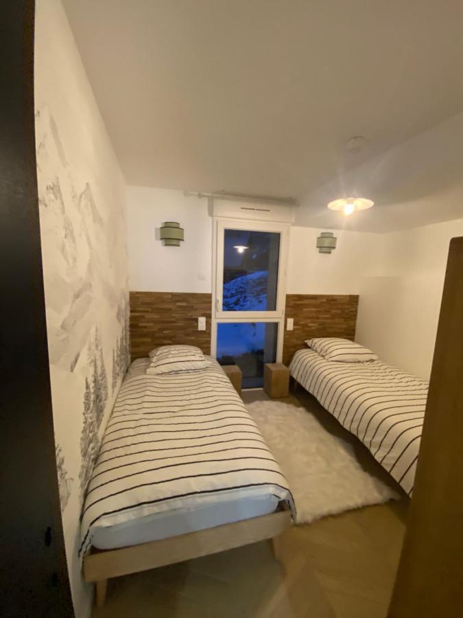 Appartement Neuf Tout Confort 55 M2 - 2 Chambres Pour 4/6 Personnes Le Chambon Luaran gambar