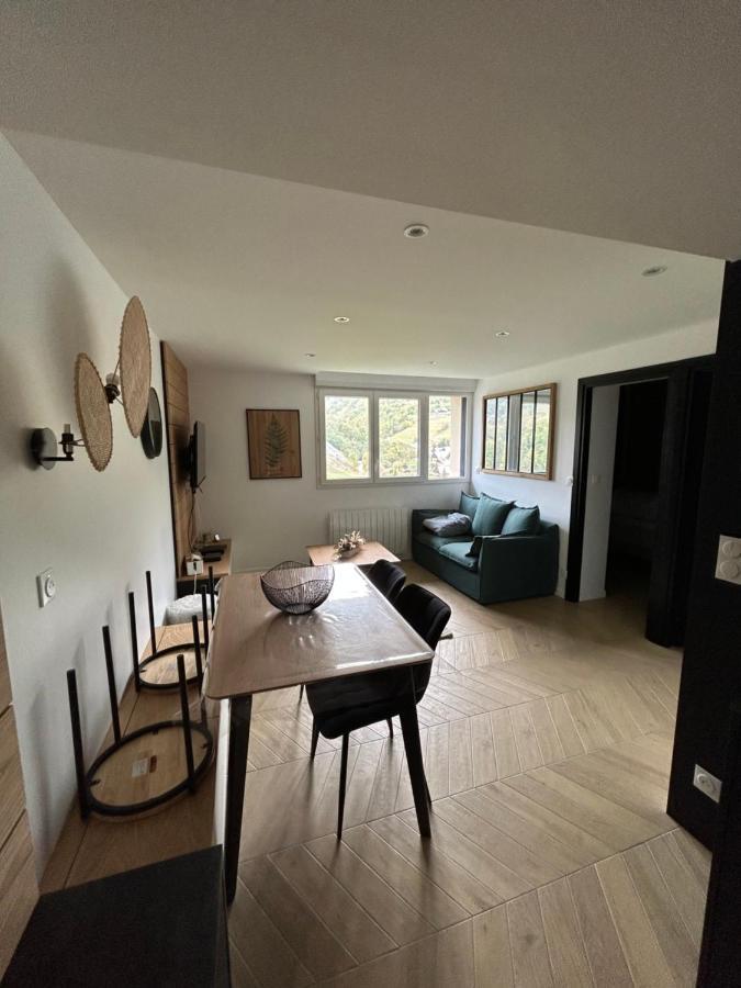 Appartement Neuf Tout Confort 55 M2 - 2 Chambres Pour 4/6 Personnes Le Chambon Luaran gambar